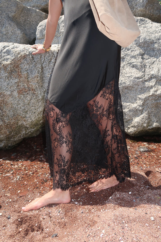 SERENA DRESS - BLACK