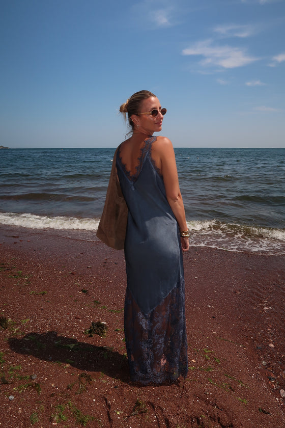 SERENA DRESS - NAVY