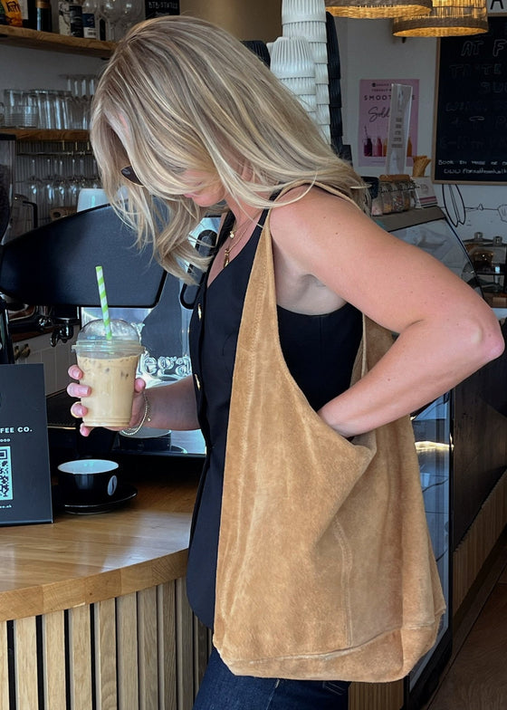 ISLA SUEDE BAG - CARAMEL