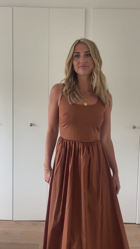 HEIDI MIDI DRESS - TAN